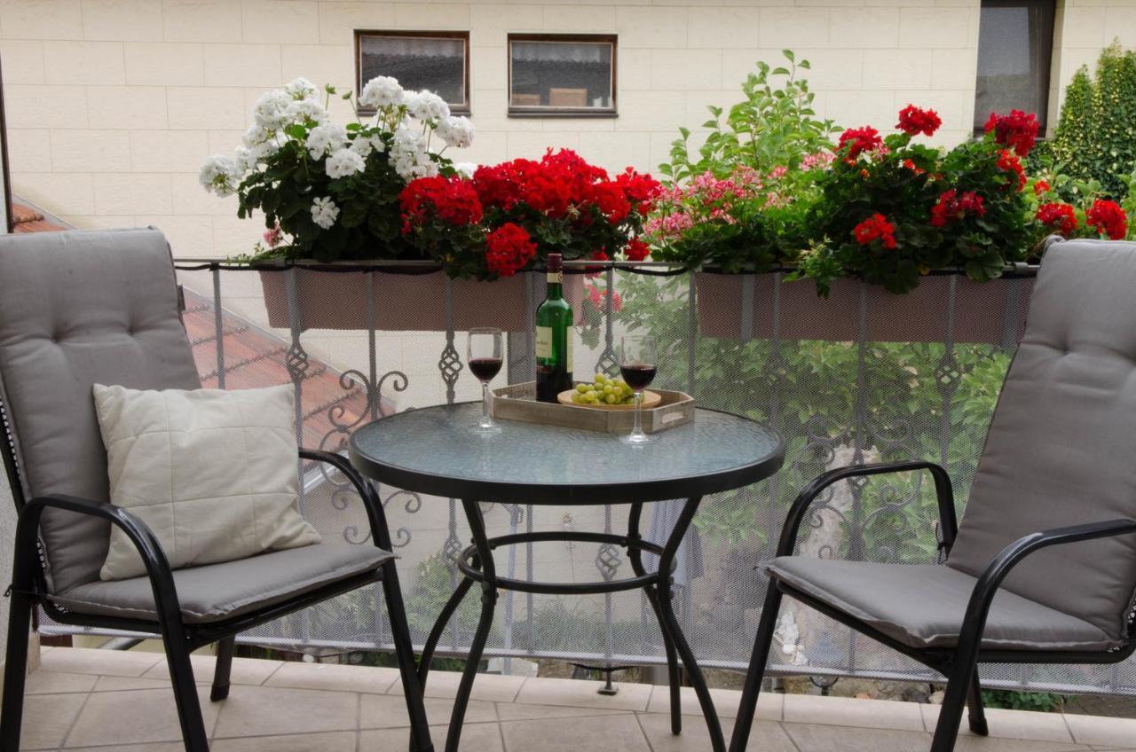 Ferienwohnung Auf Dem Hofe บัดลังเงนซัลซา ภายนอก รูปภาพ